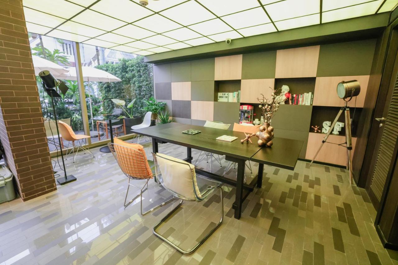 Seekers Finders Rama IV Hotel Surestay Collection By BW Bangkok Kültér fotó