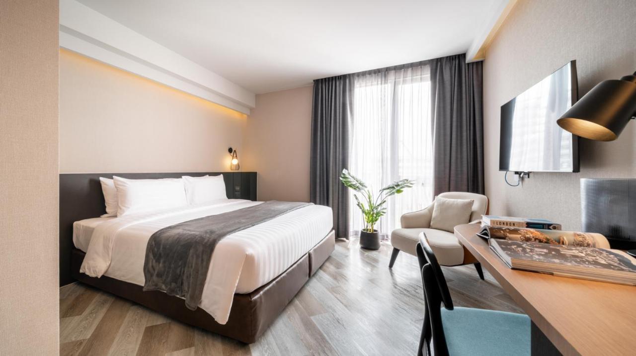 Seekers Finders Rama IV Hotel Surestay Collection By BW Bangkok Kültér fotó