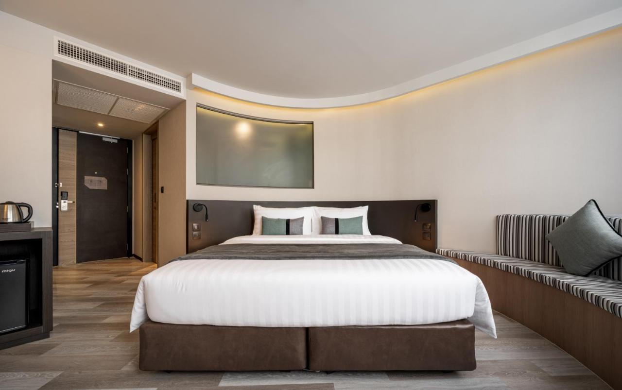 Seekers Finders Rama IV Hotel Surestay Collection By BW Bangkok Kültér fotó