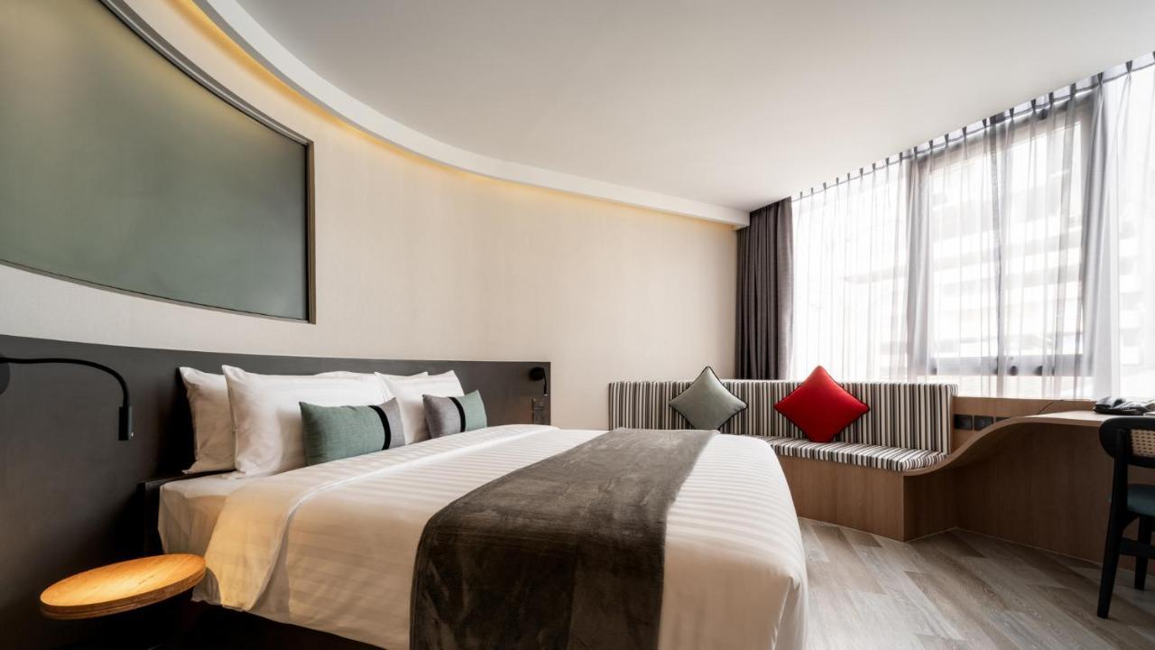 Seekers Finders Rama IV Hotel Surestay Collection By BW Bangkok Kültér fotó