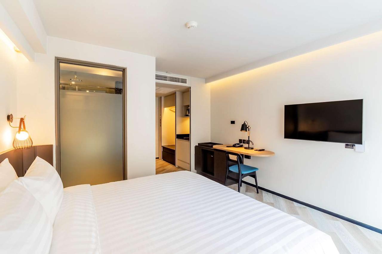 Seekers Finders Rama IV Hotel Surestay Collection By BW Bangkok Kültér fotó